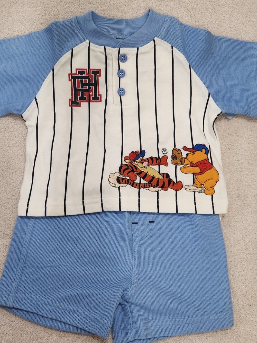 Vintage Disney - Baby Boys' Pooh & Tigger Baseball Short Set